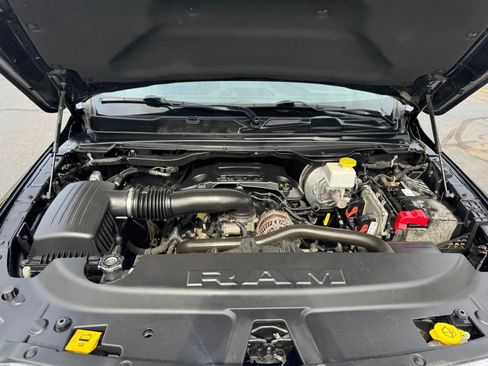 Used 2019 RAM 1500 Limited AWD/4WD image 18