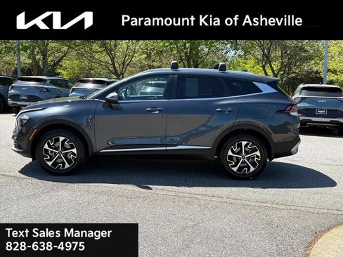 Certified 2023 Kia Sportage EX AWD/4WD image 3