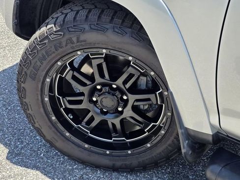 Used 2019 Toyota 4Runner SR5 RWD image 36