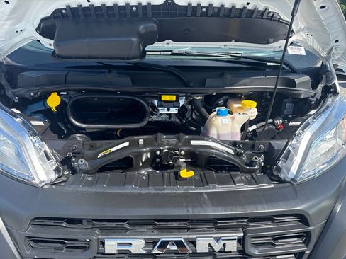 Used 2025 RAM ProMaster 2500 w/ Convenience Group FWD image 23