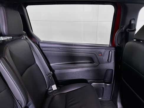 Used 2025 Honda Odyssey Sport-L image 31