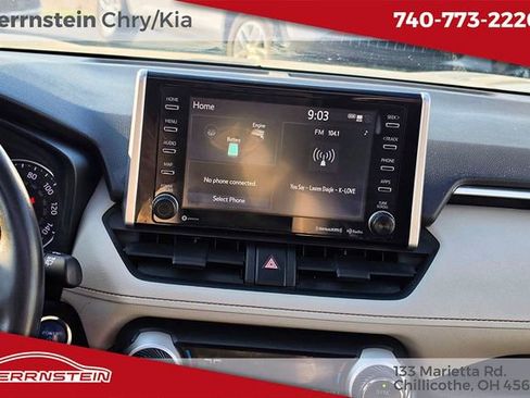 Used 2021 Toyota RAV4 XLE w/ Convenience Package AWD/4WD image 9