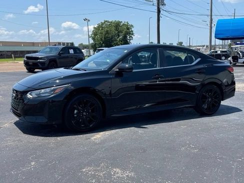 Used 2025 Nissan Sentra SR w/ Midnight Edition FWD image 3