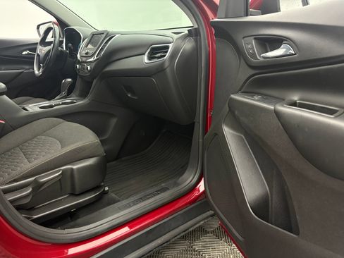 Used 2020 Chevrolet Equinox LT w/ Driver Convenience Package FWD image 31