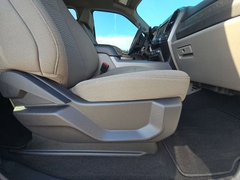 Used 2022 Ford F250 XLT w/ XLT Premium Package image 17