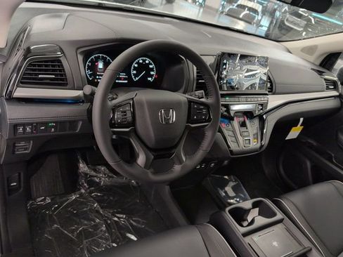 New 2026 Honda Odyssey Touring image 24