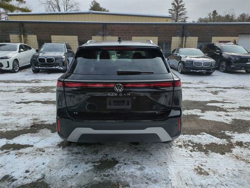 New 2026 Volkswagen Tiguan SE image 4