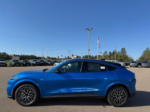 New 2025 Ford Mustang Mach-E Premium image 8