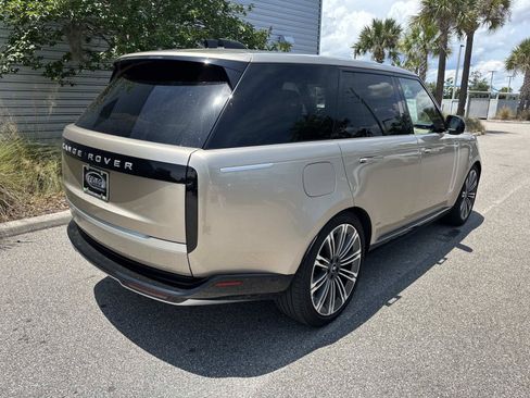 Used 2025 Land Rover Range Rover Autobiography AWD/4WD image 6