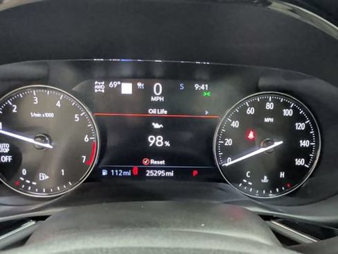 Used 2023 Buick Envision Avenir AWD/4WD image 14