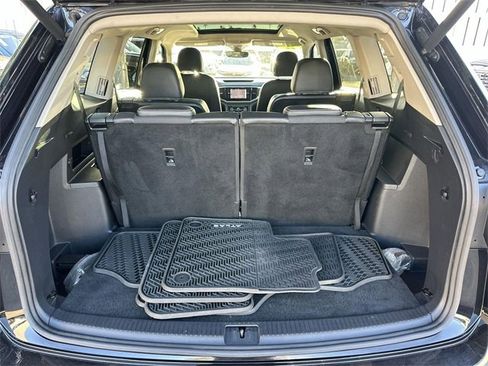 Used 2022 Volkswagen Atlas SEL Premium image 26