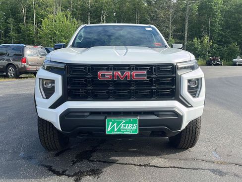 New 2026 GMC Canyon Elevation AWD/4WD image 2