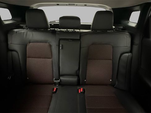 New 2025 Nissan Kicks SR w/ Illumination Package image 13