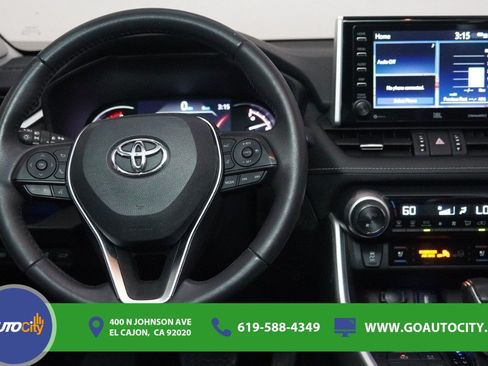Used 2021 Toyota RAV4 Limited FWD image 5