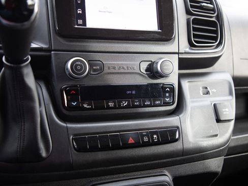 Used 2023 RAM ProMaster 2500 image 21