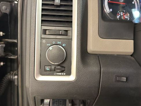 Used 2012 RAM 2500 SLT AWD/4WD image 17