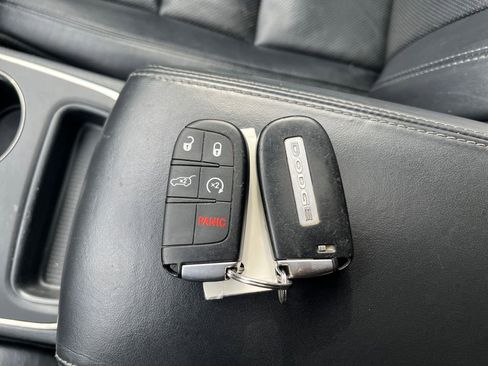 Used 2019 Dodge Durango R/T w/ Blacktop Package image 31