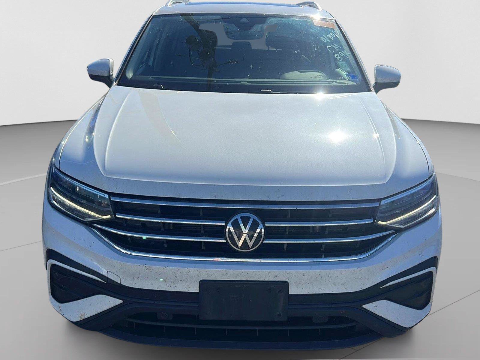 Used 2023 Volkswagen Tiguan SE AWD/4WD image 7