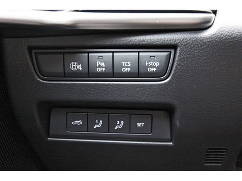 Certified 2025 MAZDA CX-70 3.3 Turbo S w/ Premium Package image 16