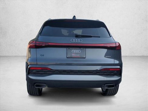 Used 2025 Audi Q5 Premium Plus w/ Premium Plus AWD/4WD image 6