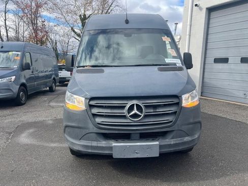 Used 2019 Mercedes-Benz Sprinter 170 image 2