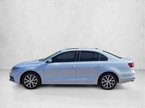 Used 2017 Volkswagen Jetta SE FWD image 7