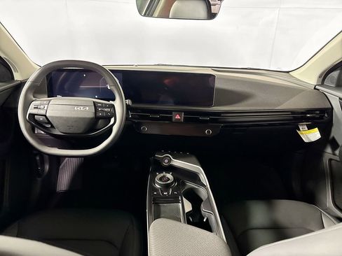 New 2025 Kia EV6 Wind image 12