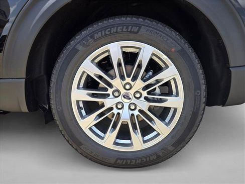 New 2026 Ford Explorer Platinum RWD image 10