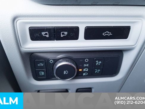 Used 2023 Ford F150 Limited image 35