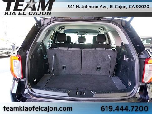 Used 2023 Ford Explorer XLT RWD image 13