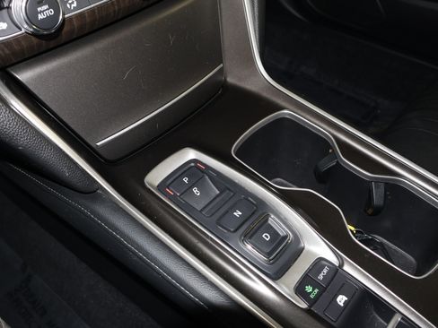 Certified 2022 Honda Accord Touring image 32