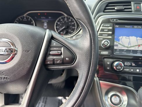 Used 2017 Nissan Maxima Platinum FWD image 24