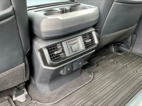 Used 2025 Ford F150 Raptor AWD/4WD image 13