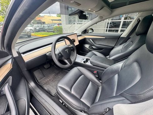 Used 2022 Tesla Model 3 Long Range AWD/4WD image 12