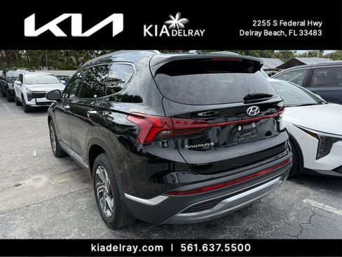 Used 2023 Hyundai Santa Fe SEL w/ Premium Package FWD image 3
