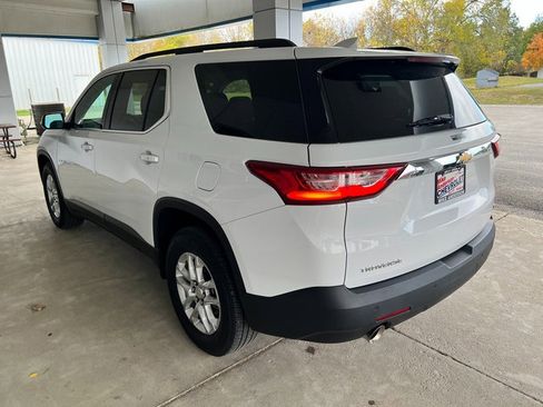 Used 2020 Chevrolet Traverse LT image 10