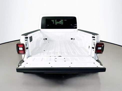 New 2026 Jeep Gladiator Rubicon image 15