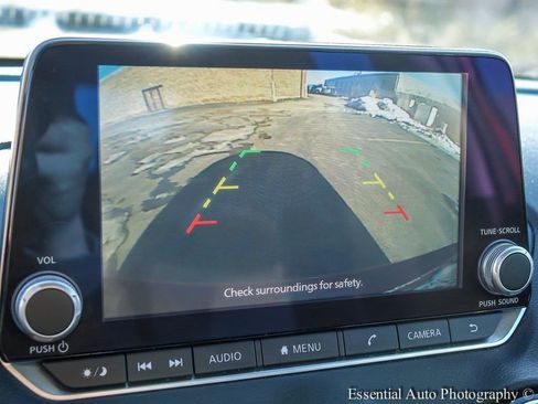 Used 2022 Nissan Sentra SV image 15