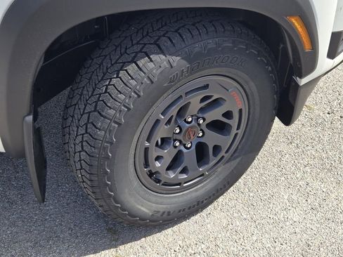 New 2026 Nissan Frontier Pro-X RWD image 7