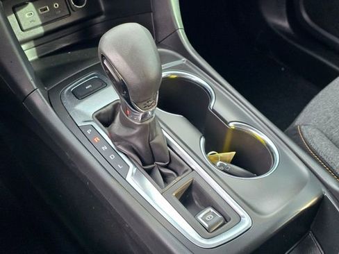 Used 2022 Chevrolet Equinox LT image 36