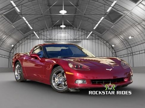 Used 2006 Chevrolet Corvette Coupe w/ Preferred Equipment Group RWD image 13