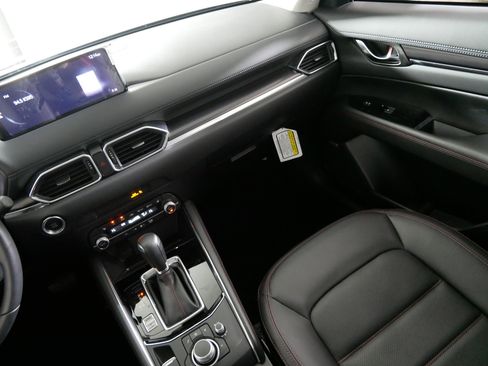 Used 2025 MAZDA CX-5 Carbon Edition AWD/4WD image 11