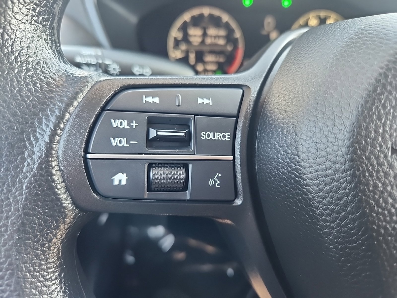 Used 2024 Honda HR-V LX image 16