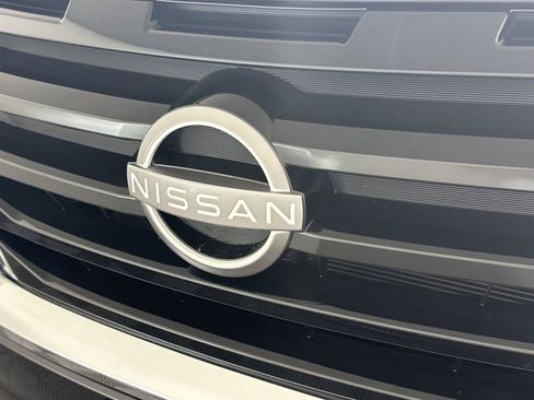 Used 2022 Nissan Pathfinder S AWD/4WD image 13