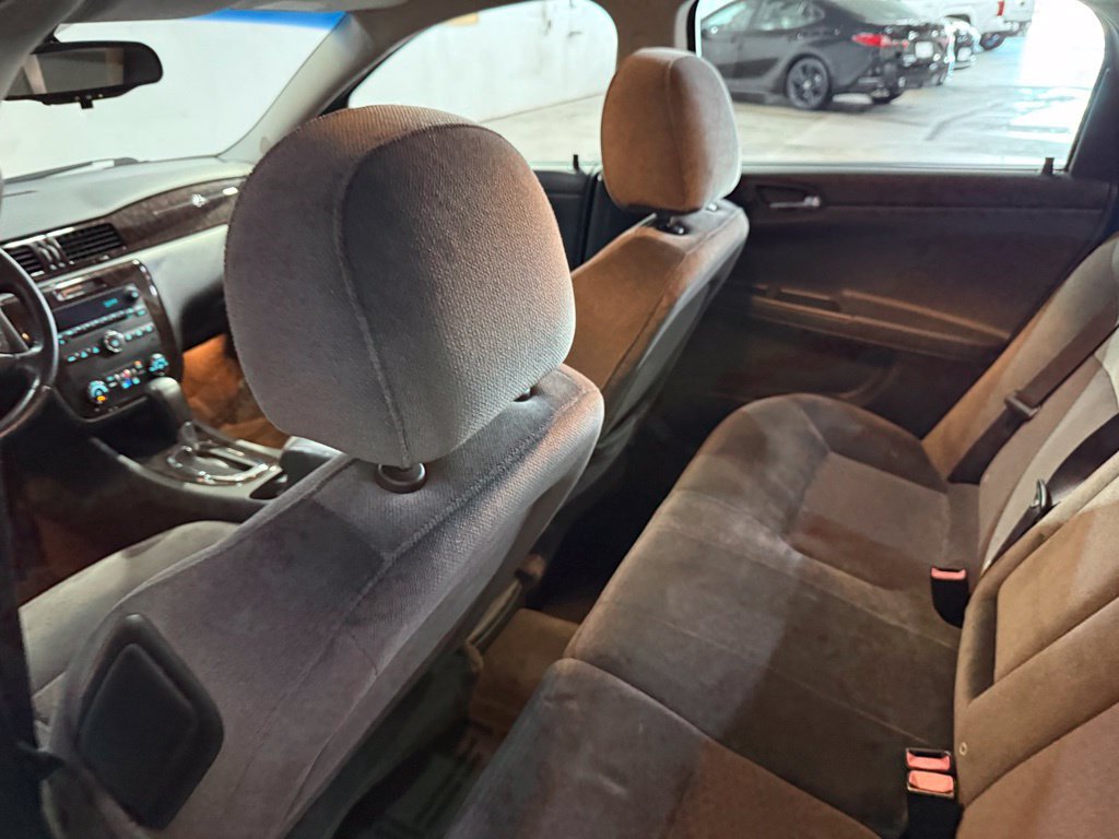 Used 2012 Chevrolet Impala LT FWD image 26