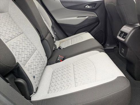 Used 2024 Chevrolet Equinox LS w/ LS Convenience Package image 17