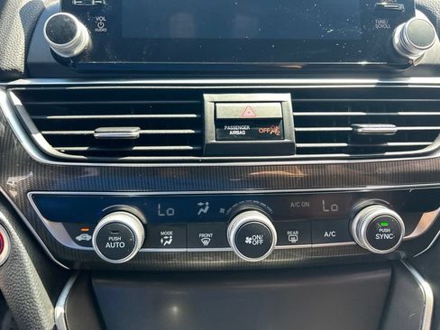 Used 2019 Honda Accord Sport image 36