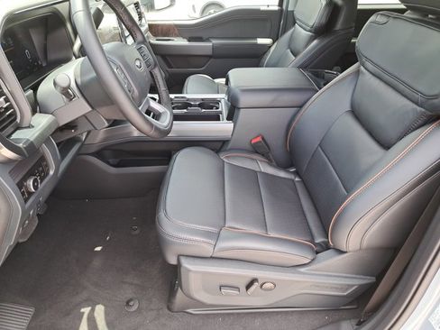 New 2025 Ford F250 Lariat w/ Lariat Ultimate Package image 19