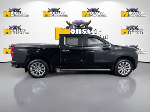 Used 2021 Chevrolet Silverado 1500 High Country w/ Technology Package image 4