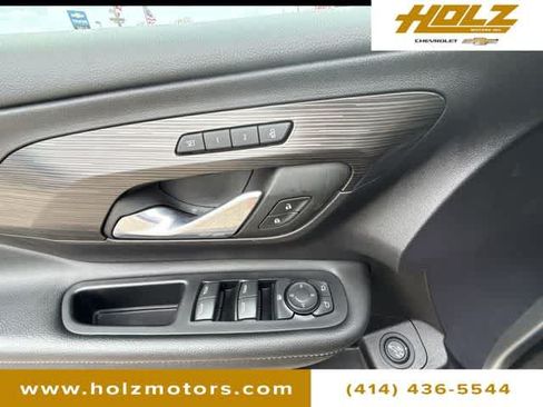 Certified 2024 GMC Terrain SLT AWD/4WD image 22